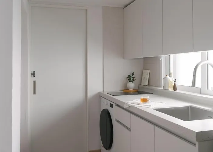 Hongdae 3 Min To Airport Bus Free Luggage Appartement *