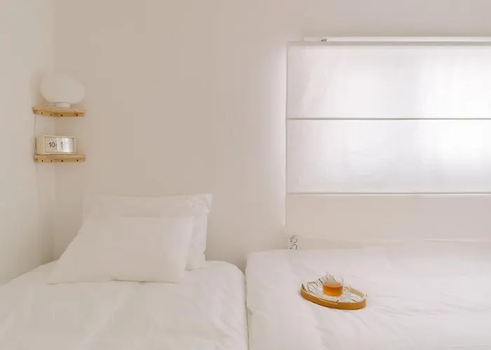Hongdae 3 Min To Airport Bus Free Luggage Séoul