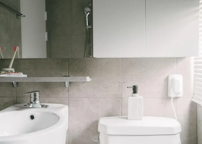 Hongdae 3 Min To Airport Bus Free Luggage Appartement *